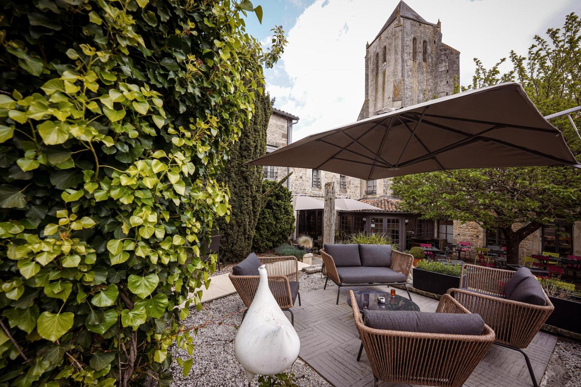 Logis Hostellerie De L'Abbaye Celles-sur-Belle Εξωτερικό φωτογραφία