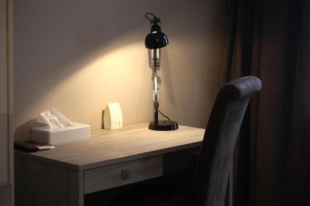 Logis Hostellerie De L'Abbaye Celles-sur-Belle Δωμάτιο φωτογραφία